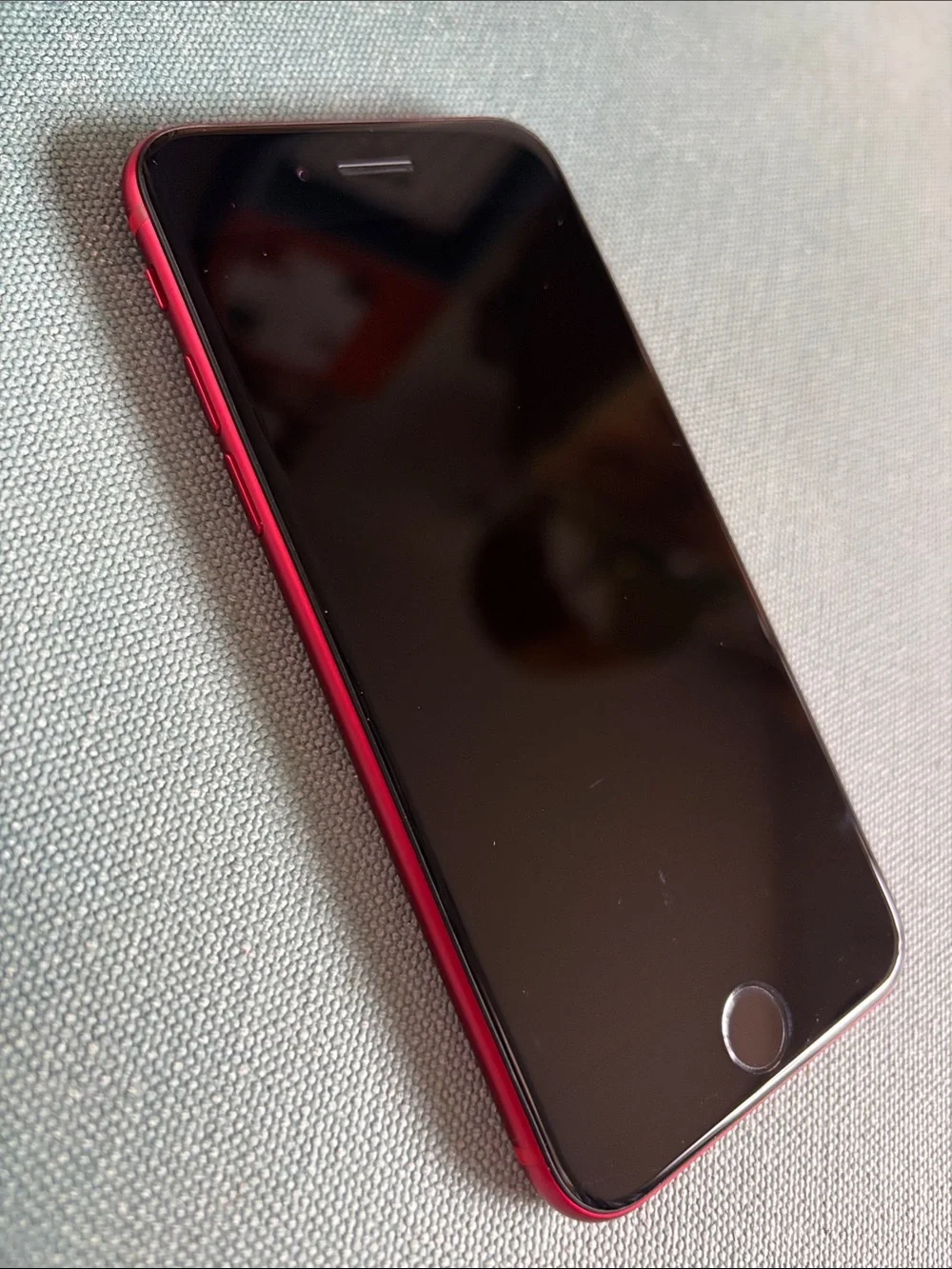 Apple iPhone SE 2nd Generation (PRODUCT)RED ***FOR PARTS ONLY***